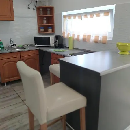 Kiera Apartment Balatonboglar